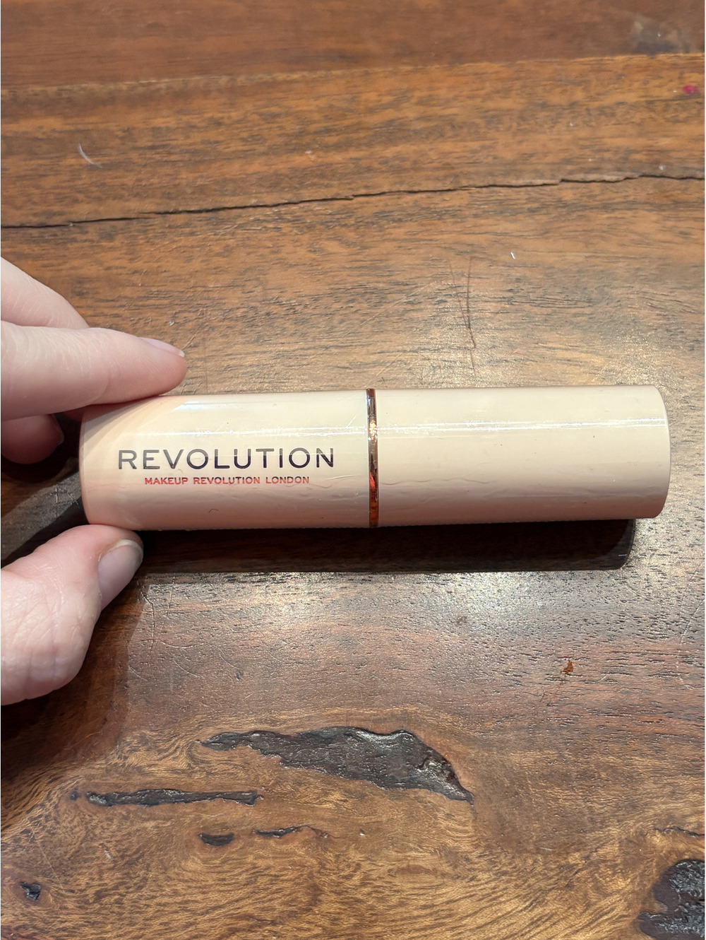 Revolution foundation stick F3. NEW!